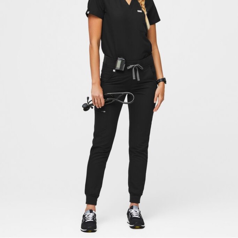 Figs Zamora Jogger Scrub Pants in Black Size XS